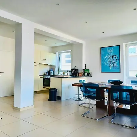 Cosy Flat In The Heart Of Center - 7 *